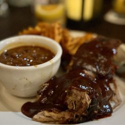 Buffalo Bill's Tavern & Museum - 2 meat combo with ribs and pulled pork