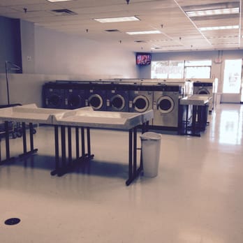 Merrimack Commons Laundromat - Laundromat Near Me - Merrimack, New Hampshire Merrimack Commons Laundromat - Laundromat Near Me - Merrimack, New Hampshire