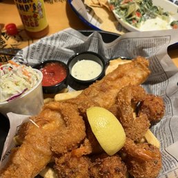 Forrest 's Seafood Feast