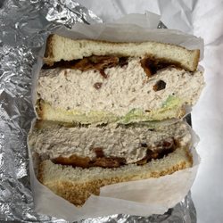 Fleetwood Deli Cafe - Tuna on white toast with crispy bacon and avocado.
