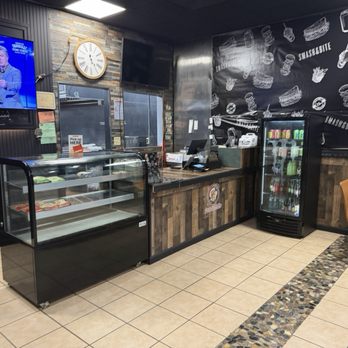 Smash & Bite - Inside - Burgers Near Me - New Hartford, New York Smash & Bite - Inside - Burgers Near Me - New Hartford, New York