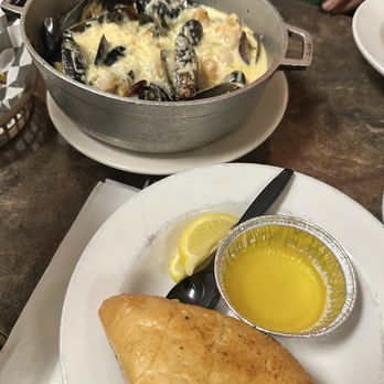 Vivio's Food & Spirits - Parmesan Mussels with Shrimp! - American Near Me - Detroit, Michigan Vivio's Food & Spirits - Parmesan Mussels with Shrimp! - American Near Me - Detroit, Michigan