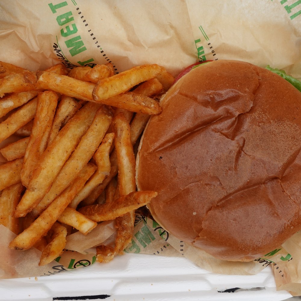 Can't believe it's not meat - Pop's Big Fish Sandwich - American Near Me - Chicago, Illinois Can't believe it's not meat - Pop's Big Fish Sandwich - American Near Me - Chicago, Illinois