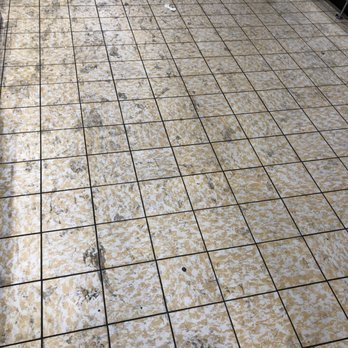 ALDI - Unbelievably dirty scuff marks. I can't even get asked the last time this floor was cleaned. - Grocery Near Me - Washington, DC, District of Columbia
