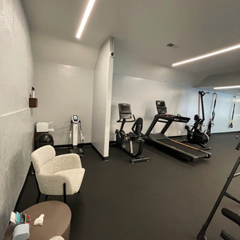 Studio FitLife - Trainers Near Me - Oakland, California