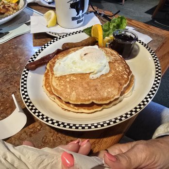 Black Bear Diner Vacaville - Diners Near Me - Vacaville, California