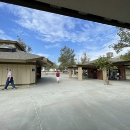 Bathrooms on both sides. Bathrooms on both sides.