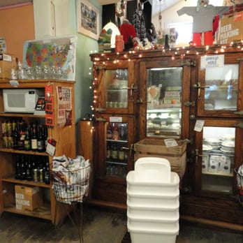 The Warren Store - Across from the deli counter - Delis Near Me - Warren, Vermont