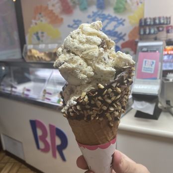Baskin-Robbins - Ice Cream & Frozen Yogurt Near Me - Glendale, Arizona Baskin-Robbins - Ice Cream & Frozen Yogurt Near Me - Glendale, Arizona