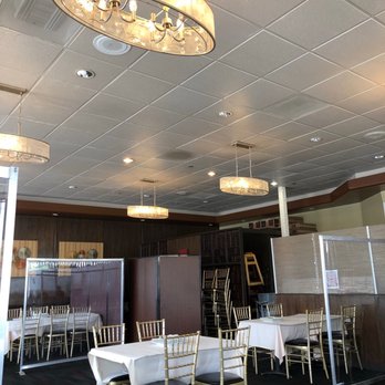 Kalesa - a banquet room with tables and chairs - Filipino Near Me - Milpitas, California