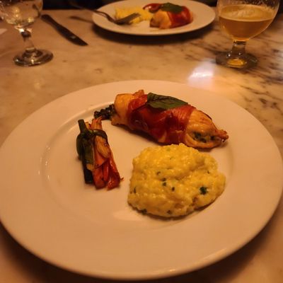 Henry Social Club by null