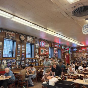 Katz's Delicatessen - Delis Near Me - New York, New York Katz's Delicatessen - Delis Near Me - New York, New York