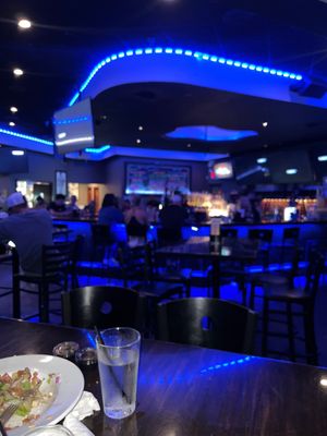 The HUB Sports Bistro by null