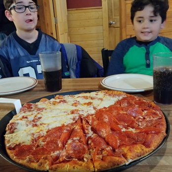 Fultano's Pizza - Pizza Near Me - Astoria, Oregon Fultano's Pizza - Pizza Near Me - Astoria, Oregon