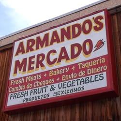 Armando's Mercado