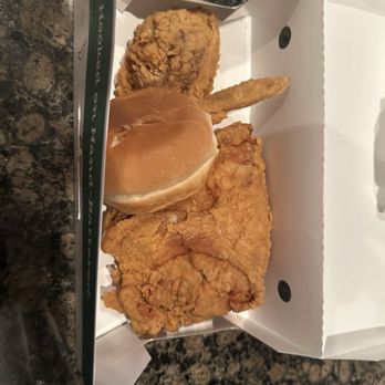 Southern Classic Chicken - Chicken and roll only. - Chicken Shop Near Me - Baton Rouge, Louisiana Southern Classic Chicken - Chicken and roll only. - Chicken Shop Near Me - Baton Rouge, Louisiana