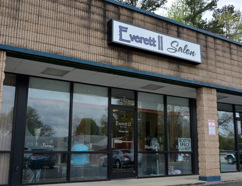 Everett II Salon Logo