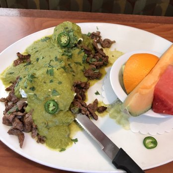 Broken Yolk Cafe - Breakfast & Brunch Near Me - La Quinta, California Broken Yolk Cafe - Breakfast & Brunch Near Me - La Quinta, California
