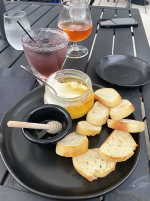 The Hamilton by null