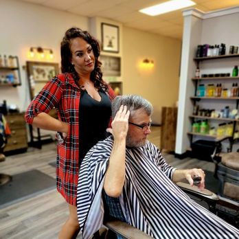 Guy’s Cuts - Double Check this spot please lol! No problem boss however you want your haircut! - Barbers Near Me - Pensacola, Florida