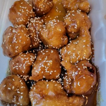 Sumo Bowl - I added the sesame seeds. This is really good orange chicken. - Asian Fusion Near Me - New Bern, North Carolina Sumo Bowl - I added the sesame seeds. This is really good orange chicken. - Asian Fusion Near Me - New Bern, North Carolina