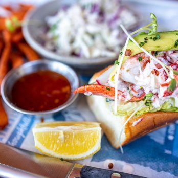 Pacific Catch - Lobster Roll ($25) - Sushi Bars Near Me - Santa Clara, California