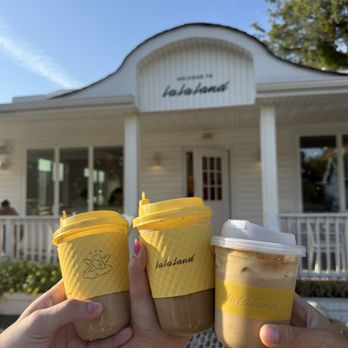 La La Land - Coffee & Tea Near Me - Dallas, Texas La La Land - Coffee & Tea Near Me - Dallas, Texas