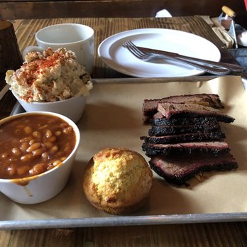 Max City BBQ - Smoked brisket, corn bread, baked beans, and potato salad. - Caterers Near Me - Los Angeles, California Max City BBQ - Smoked brisket, corn bread, baked beans, and potato salad. - Caterers Near Me - Los Angeles, California