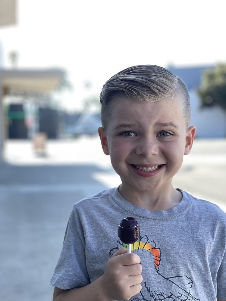 BLEND CUT AND SHAVE STUDIO Updated September 2024 102 Photos & 80