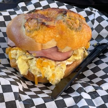 Julian Pit Stop - Breakfast sandwich with jalapeño bagel 10/10 - Coffee & Tea Near Me - Julian, California