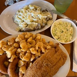 Friday's lunch special " fried catfish with popcorn shrimp " simply delicious , huge servings and amazing price .