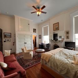 user provided Bazsinsky House photo