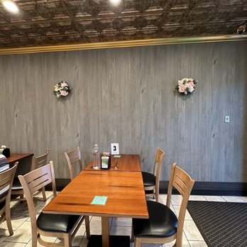 Tatva Cafe - Dining area - Indian Near Me - Ellisville, Missouri Tatva Cafe - Dining area - Indian Near Me - Ellisville, Missouri