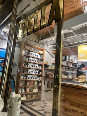 Stella Good Coffee by null