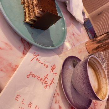 EL&N - All the little details. We tried a cappuccino, americano and tiramisu. Delish! - Cupcakes Near Me - London, XGL