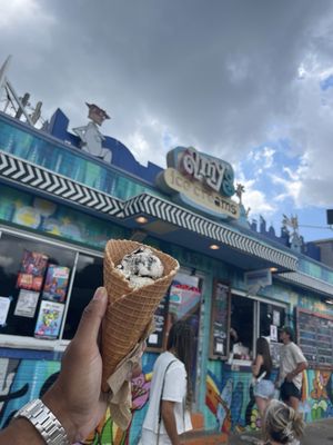 Amy's Ice Creams by null