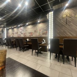 Fun Noodle Bar - Interior
