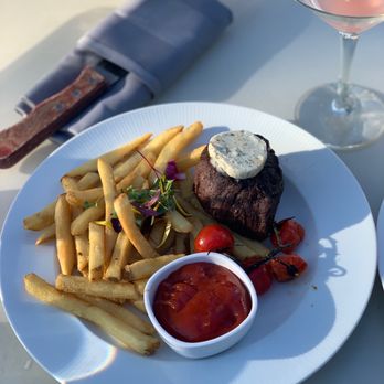 Spire 73 - Filet Mignon - Cocktail Bars Near Me - Los Angeles, California Spire 73 - Filet Mignon - Cocktail Bars Near Me - Los Angeles, California