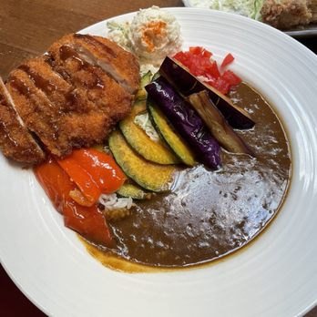Curry Hyuga - Signature katsu curry (chicken) + assorted vegetables - Japanese Curry Near Me - Burlingame, California