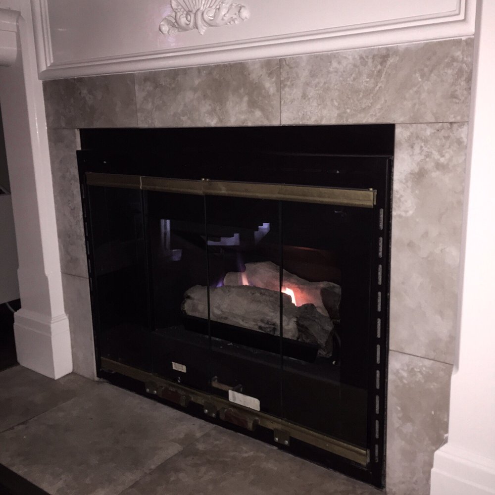 Hotel Metropole - Fireplace in the room! Makes your stay feeling romantic and cozy like home. - Hotels Near Me - Avalon, California Hotel Metropole - Fireplace in the room! Makes your stay feeling romantic and cozy like home. - Hotels Near Me - Avalon, California
