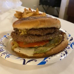 Christakis - Double burger bacon etc...