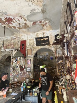 El Batey Bar by null