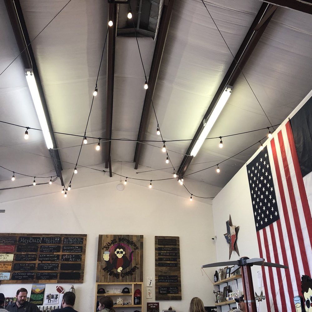 Suds Monkey Kitchen & Brewery Dripping Springs - Interior - Brewpubs Near Me - Austin, Texas