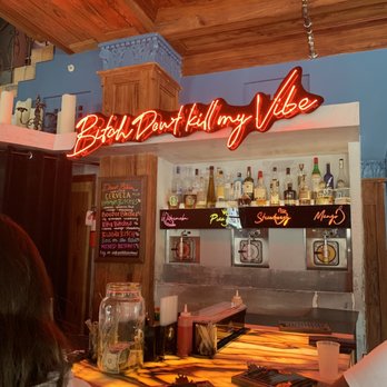 Bacon Bitch - Bar area - Sandwiches Near Me - Miami Beach, Florida