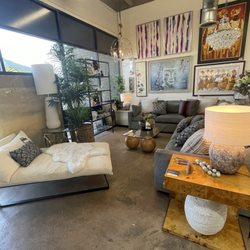 Airpark Consignment