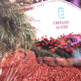 Professional Landscaping & Design By Sergio - Flower planter - Landscaping Near Me - Phoenix, Arizona Professional Landscaping & Design By Sergio - Flower planter - Landscaping Near Me - Phoenix, Arizona