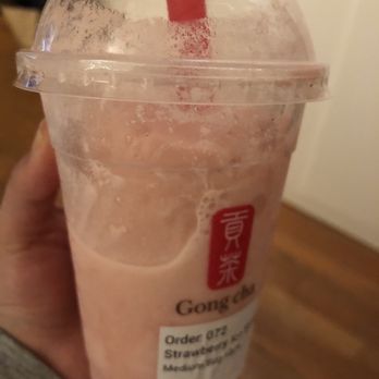 Gong Cha - Strawberry Smoothie - Coffee & Tea Near Me - Annandale, Virginia Gong Cha - Strawberry Smoothie - Coffee & Tea Near Me - Annandale, Virginia