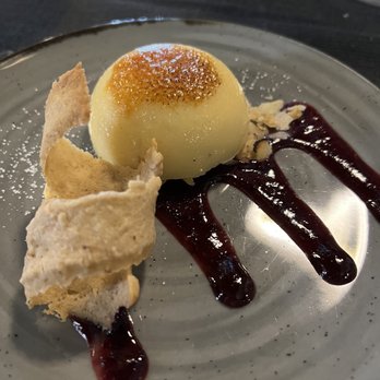 Solar dos Mouros - Crema with berry sauce at Seis - Portuguese Near Me - Lisbon, 11