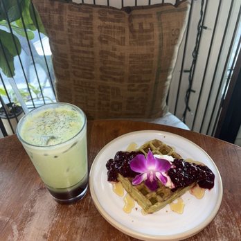 Bellden Cafe - Blueberry matcha and matcha waffle! - Coffee & Tea Near Me - Bellevue, Washington Bellden Cafe - Blueberry matcha and matcha waffle! - Coffee & Tea Near Me - Bellevue, Washington