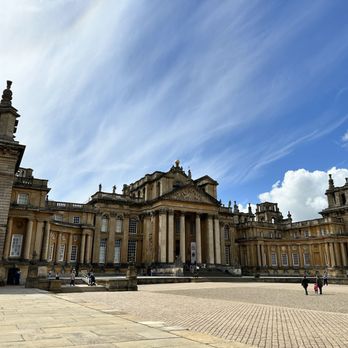 Blenheim Palace - Landmarks & Historical Buildings Near Me - Woodstock, OXF